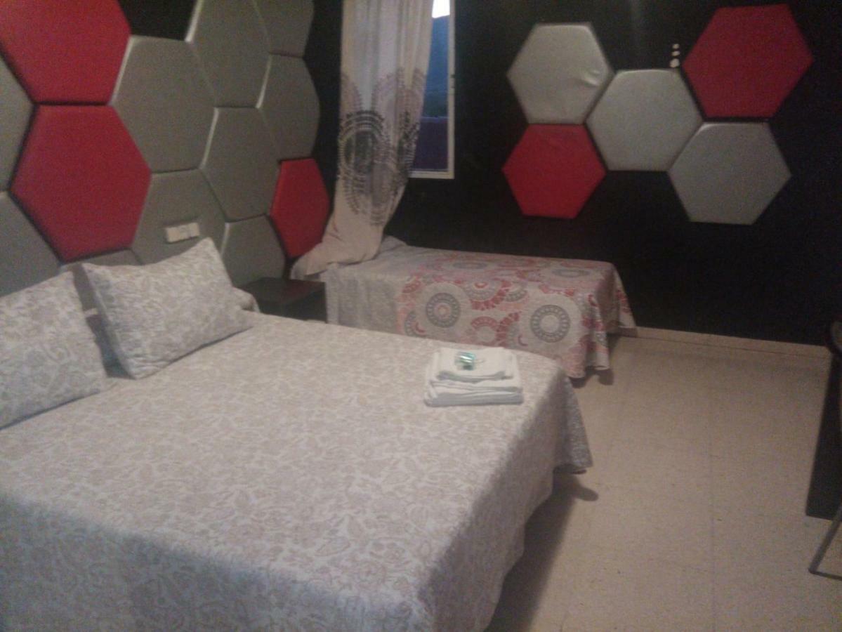 Hostal Los Badenes Jumilla Buitenkant foto