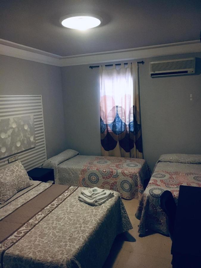Hostal Los Badenes Jumilla Buitenkant foto